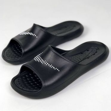 КАПЦІ Nike Victori One Black 