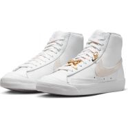 КРОСІВКИ WMNS NIKE BLAZER MID 77 