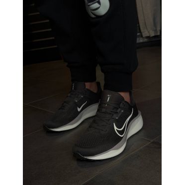КРОСІВКИ NIKE QUEST 6 