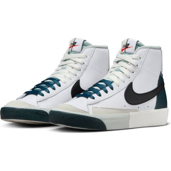 КРОСІВКИ NIKE BLAZER MID 77 SE (GS) 