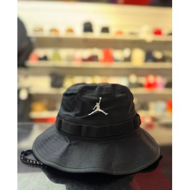 ШАПКА U J APEX BUCKET JUMPMAN 
