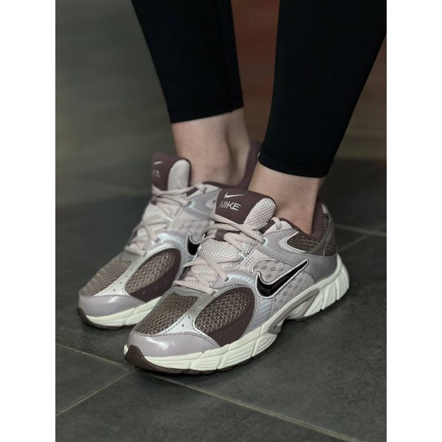 КРОСІВКИ NIKE V5 RNR (GS) 