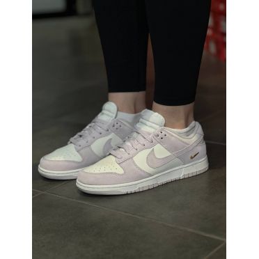 КРОСІВКИ WMNS NIKE DUNK LOW 