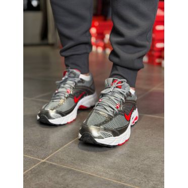 КРОСІВКИ NIKE AIR MAX MOTO 2K 